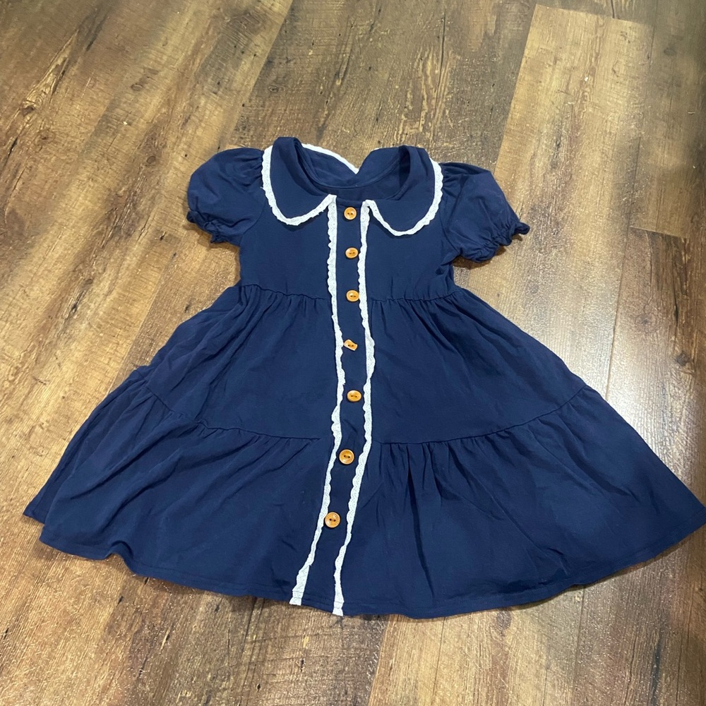 Girls boutique brand collared dress. Size 6T. Worn once.